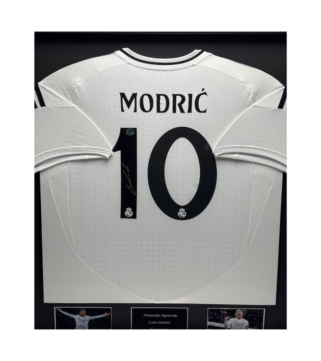 Luka Modric Real Madrid 24/25 ingelijst thuis shirt