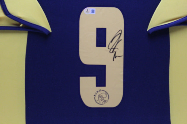 Zlatan Ibrahimovic camiseta visitante del AFC Ajax 00/01 enmarcada