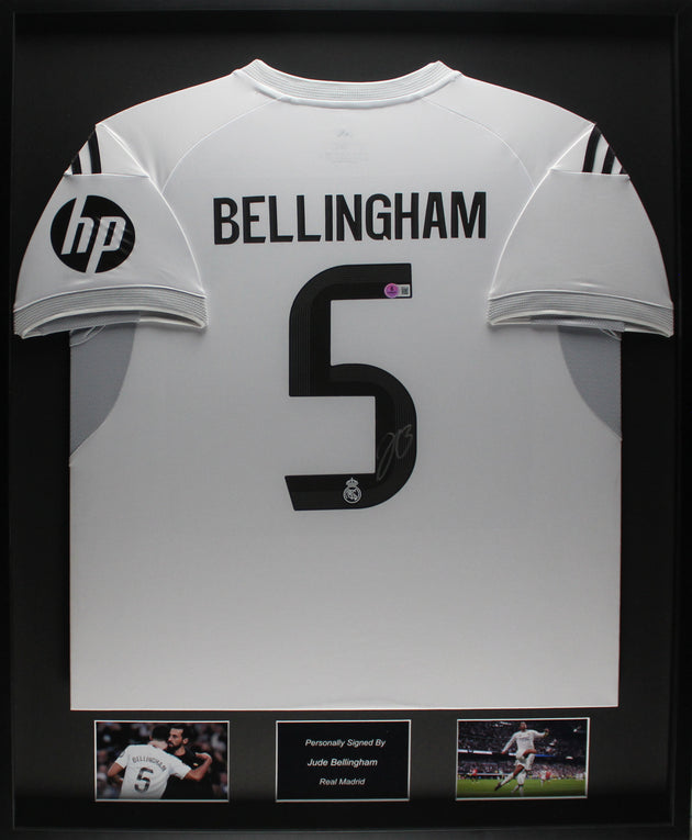 Camiseta de local enmarcada del Real Madrid de Jude Bellingham 25/26