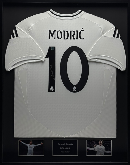 Luka Modric Real Madrid 24/25 ingelijst thuis shirt