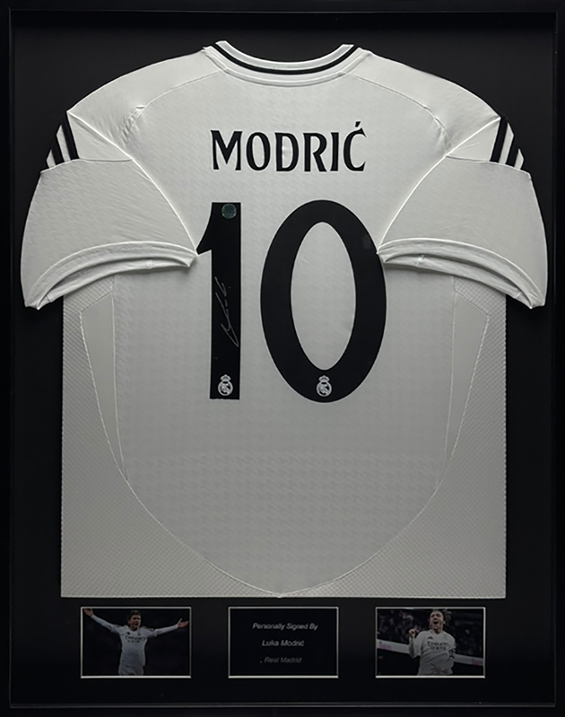 Luka Modric Real Madrid 24/25 ingelijst thuis shirt